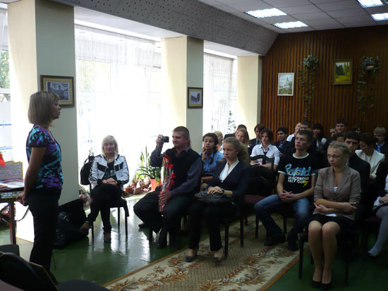 Мероприятия краеведческой библиотеки клинцы сентябрь 2012 учащиеся 11-х классов гимназии № 1